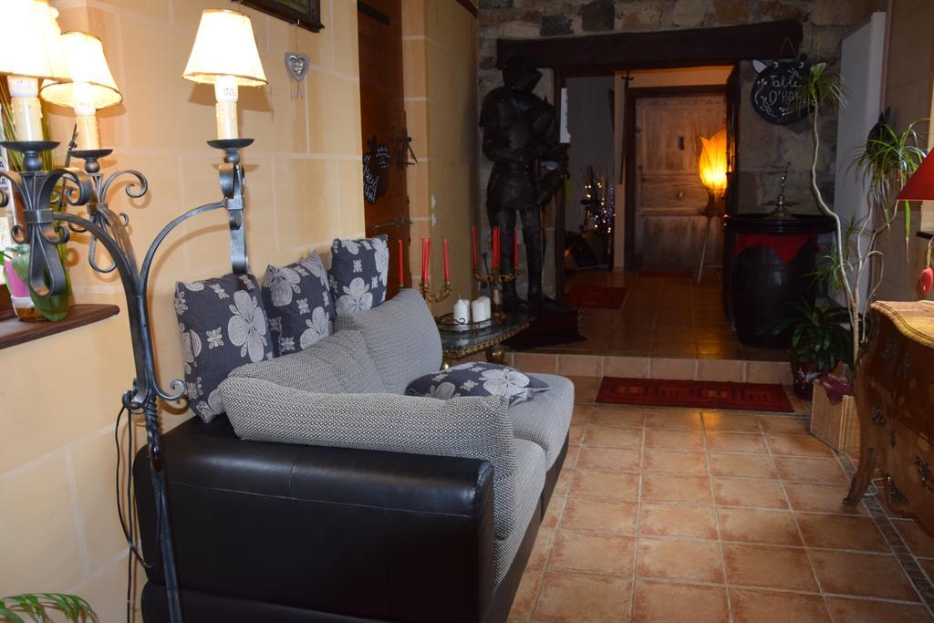 Chateau Des Aiguilles Saint-Remy-de-Chargnat Ngoại thất bức ảnh