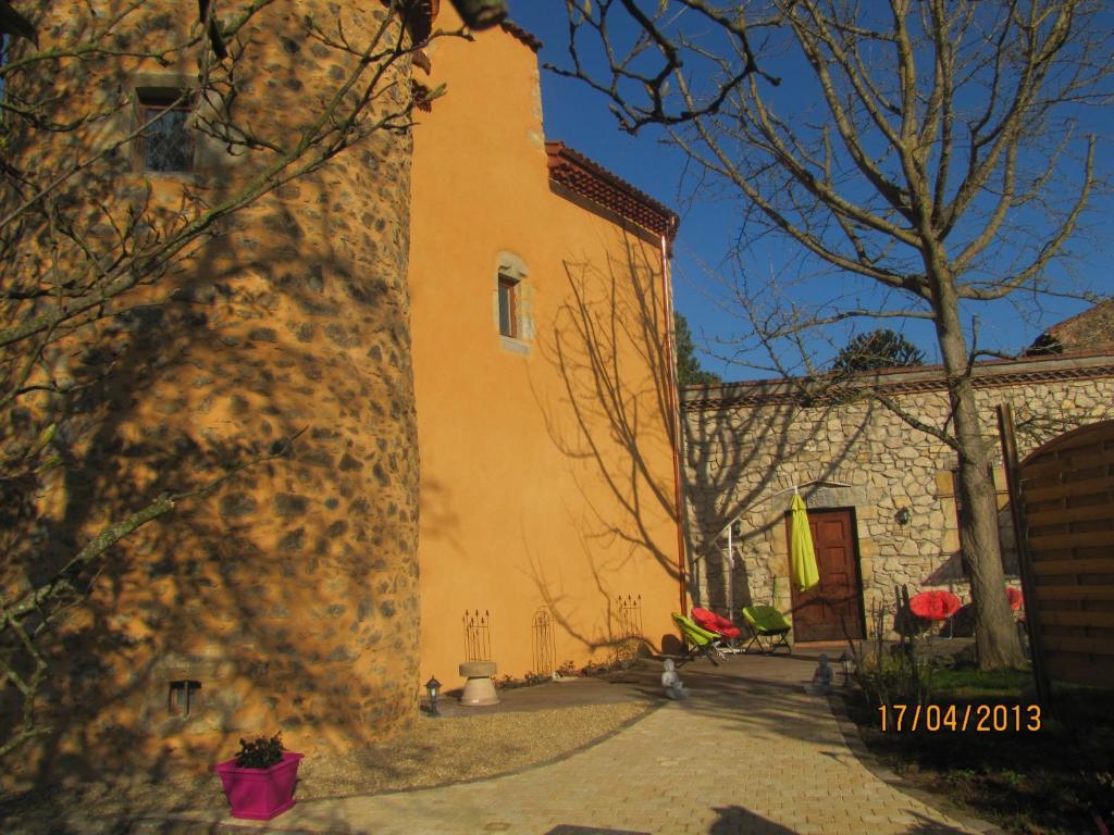 Chateau Des Aiguilles Saint-Remy-de-Chargnat Ngoại thất bức ảnh